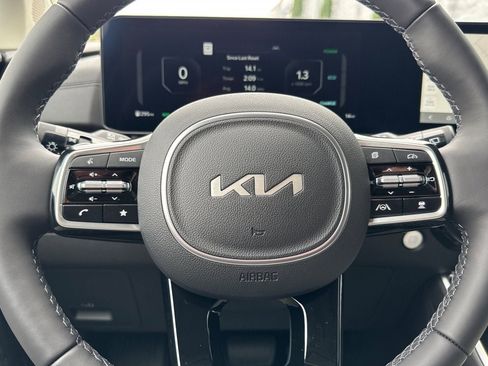 New 2026 Kia Carnival SX Prestige image 25