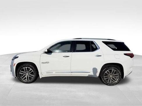 Used 2022 Chevrolet Traverse High Country AWD/4WD image 3