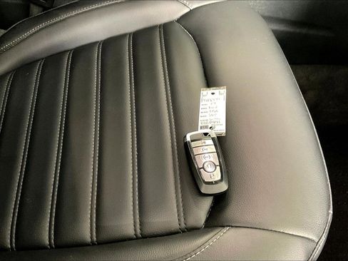 Used 2024 Ford Edge SEL w/ Convenience Package AWD/4WD image 33