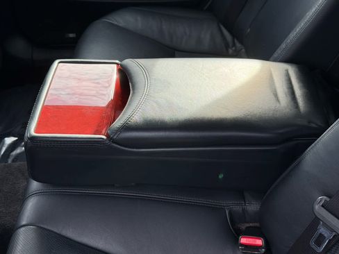 Used 2012 Lexus LS 460 AWD image 32