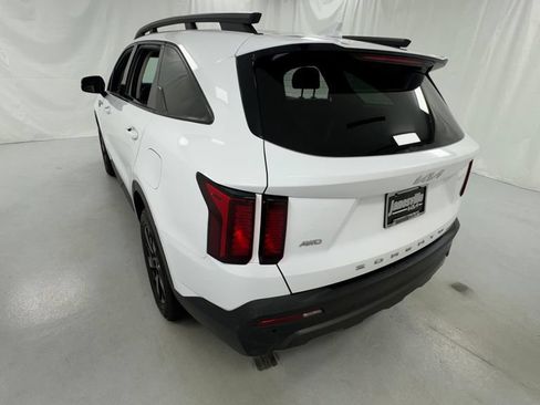 Used 2022 Kia Sorento S AWD/4WD image 5