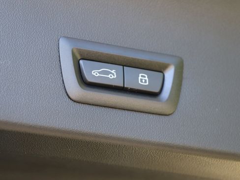 Certified 2025 BMW X3 xDrive30i w/ Premium Package image 37