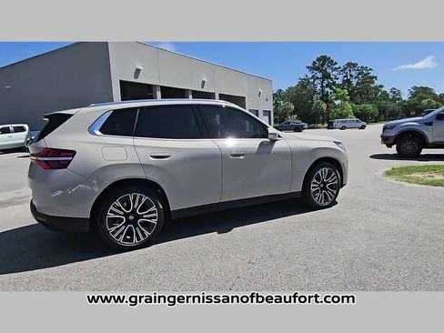 Used 2025 BMW X3 xDrive30i w/ Premium Package AWD/4WD image 34