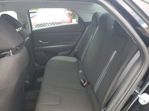 Certified 2023 Hyundai Elantra SEL w/ Convenience Package FWD image 25