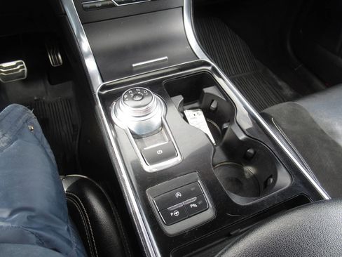 Used 2019 Ford Edge ST w/ Equipment Group 401A image 28