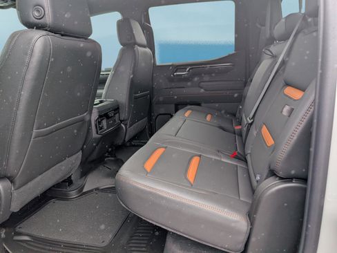 Used 2026 GMC Sierra 1500 AT4 w/ AT4 Premium Package AWD/4WD image 14