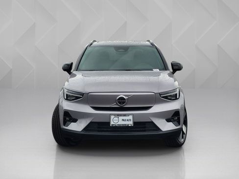 New 2026 Volvo EX40 Plus w/ Climate Package image 2