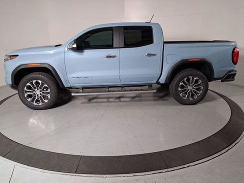 New 2026 GMC Canyon Denali image 7