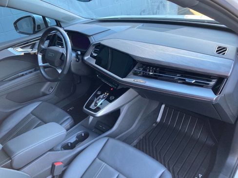 Used 2023 Audi Q4 e-tron Premium Plus w/ Premium Plus image 8