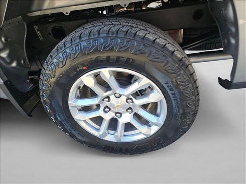 New 2026 Chevrolet Silverado 1500 LT w/ Z71 Off-Road Package image 7