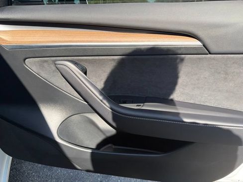 Used 2023 Tesla Model 3 Standard Range RWD image 25