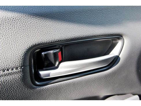 Used 2024 Toyota Corolla Cross XLE image 20