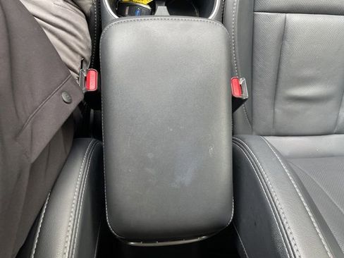 Used 2022 Subaru Outback Limited image 12