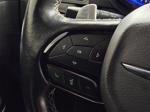 Used 2022 Chrysler 300 S image 22