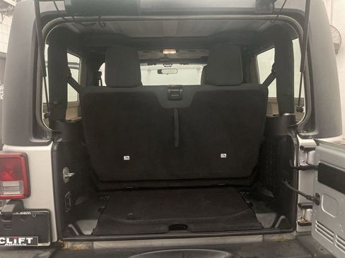 Used 2012 Jeep Wrangler Sport image 16
