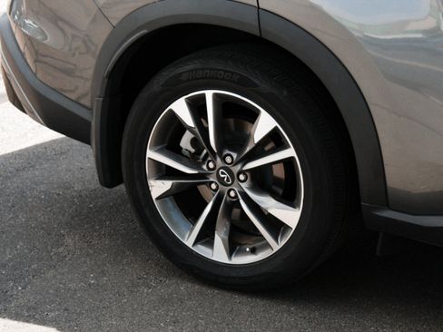 Used 2023 INFINITI QX60 Luxe w/ Cargo Package AWD/4WD image 4