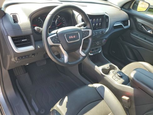 Used 2023 GMC Terrain SLT w/ Infotainment Package II image 13