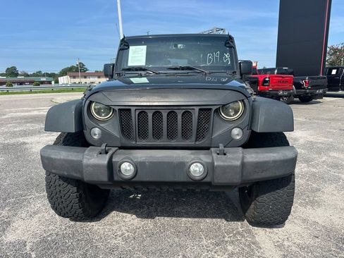 Used 2016 Jeep Wrangler Sport w/ Quick Order Package 24S AWD/4WD image 8