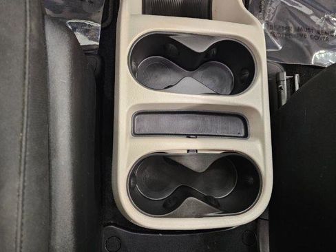 Used 2017 Chrysler Pacifica Touring w/ Tire & Wheel Group image 21