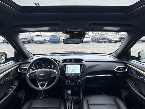 Used 2022 Chevrolet TrailBlazer ACTIV w/ Sun and Liftgate Package image 26