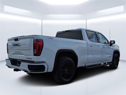 Used 2024 GMC Sierra 1500 Elevation image 3