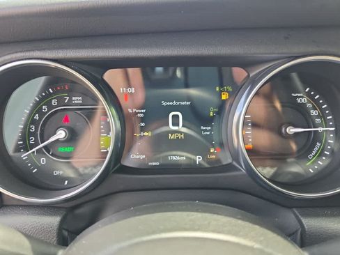 Used 2023 Jeep Wrangler Unlimited Sahara w/ Cold Weather Group AWD/4WD image 16