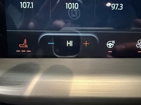 Used 2024 Ford Escape Platinum image 19