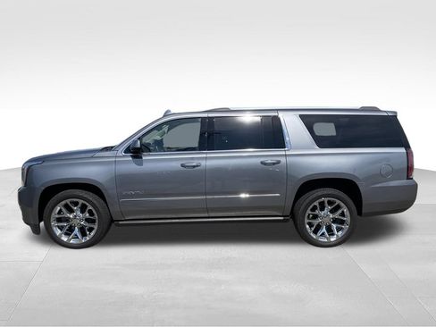 Used 2020 GMC Yukon XL Denali w/ Open Road Package AWD/4WD image 31