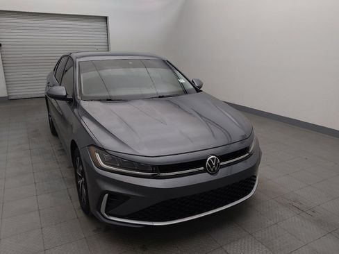 Used 2025 Volkswagen Jetta S image 14