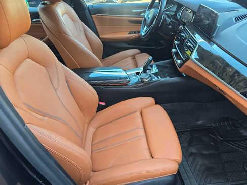 Used 2017 BMW 530i xDrive w/ Premium Package AWD/4WD image 18