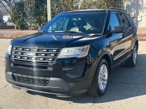 Used 2016 Ford Explorer Base 4dr SUV image 3