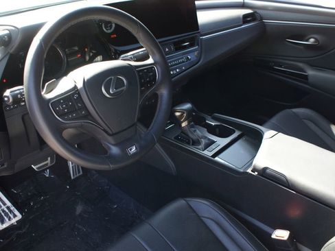 Used 2023 Lexus ES 350 F Sport w/ Accessory Package (Z2) image 14