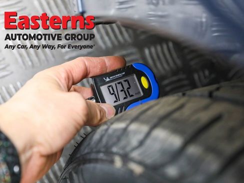 Used 2018 Ford Fusion SE image 28