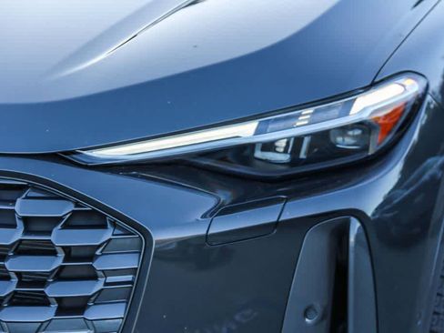 Used 2025 Audi Q5 Premium Plus image 7