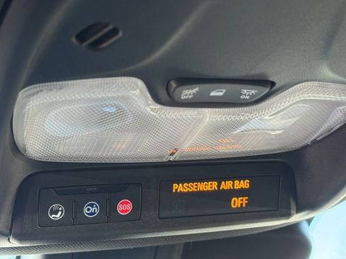 Used 2023 Chevrolet TrailBlazer RS w/ Convenience Package image 25