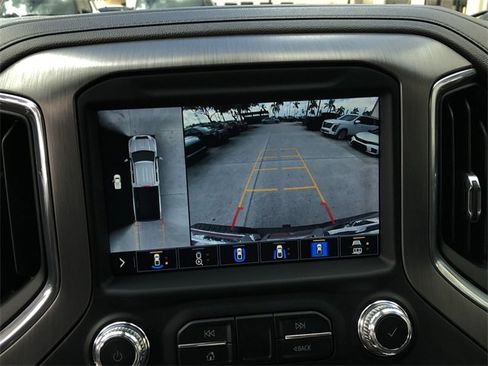 Used 2021 GMC Sierra 3500 Denali w/ Denali Ultimate Package image 25