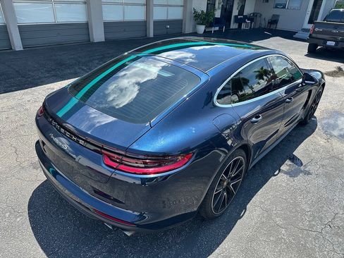 Used 2018 Porsche Panamera 4S AWD/4WD image 4