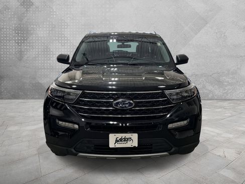 Used 2022 Ford Explorer XLT w/ Equipment Group 202A RWD image 2