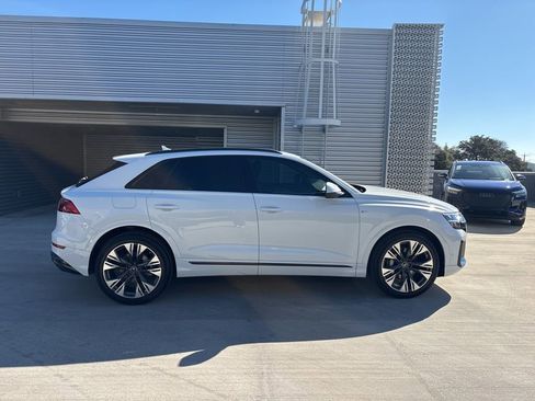 New 2026 Audi Q8 Premium Plus image 4