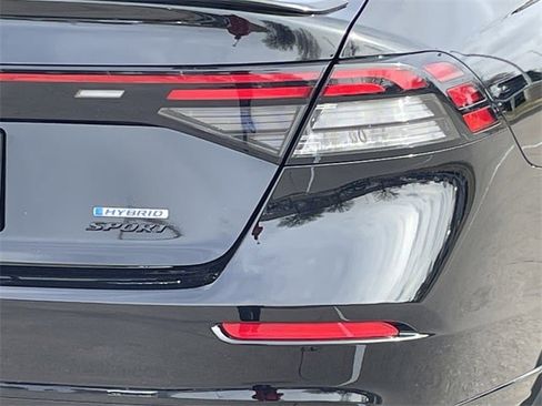 Certified 2025 Honda Accord Sport image 6