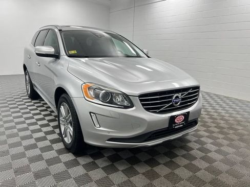 Used 2017 Volvo XC60 T5 Inscription w/ Preferred Option Package AWD/4WD image 1