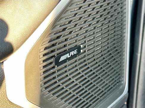 Used 2023 Jeep Wagoneer 4WD image 19