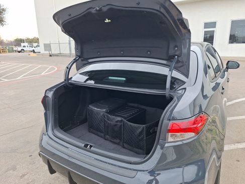 Used 2025 Toyota Corolla SE image 36