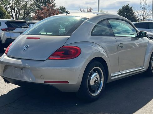 Used 2013 Volkswagen Beetle 2.5 image 5