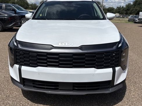 New 2026 Kia Sportage LX image 2