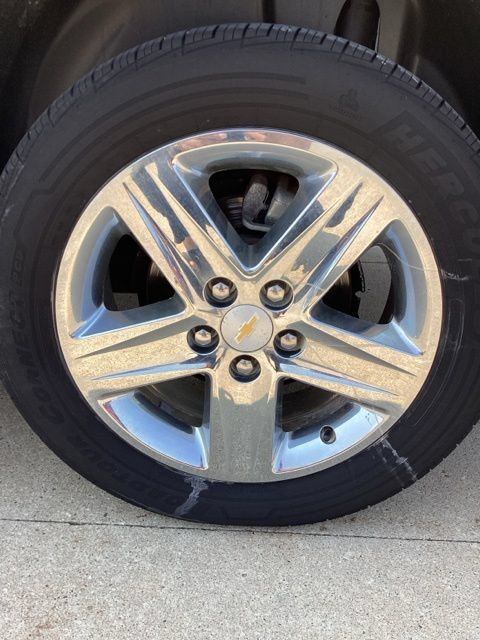 Used 2015 Chevrolet Equinox LTZ AWD/4WD image 6