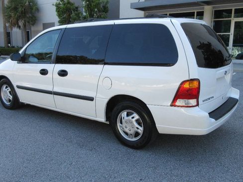 Used 2002 Ford Windstar LX image 3