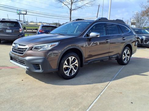 Used 2020 Subaru Outback Touring w/ Popular Package #2 image 3