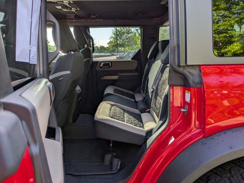 Used 2022 Ford Bronco Wildtrak AWD/4WD image 30