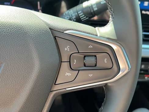 New 2025 Chevrolet Trax LT w/ Driver Confidence Package image 17